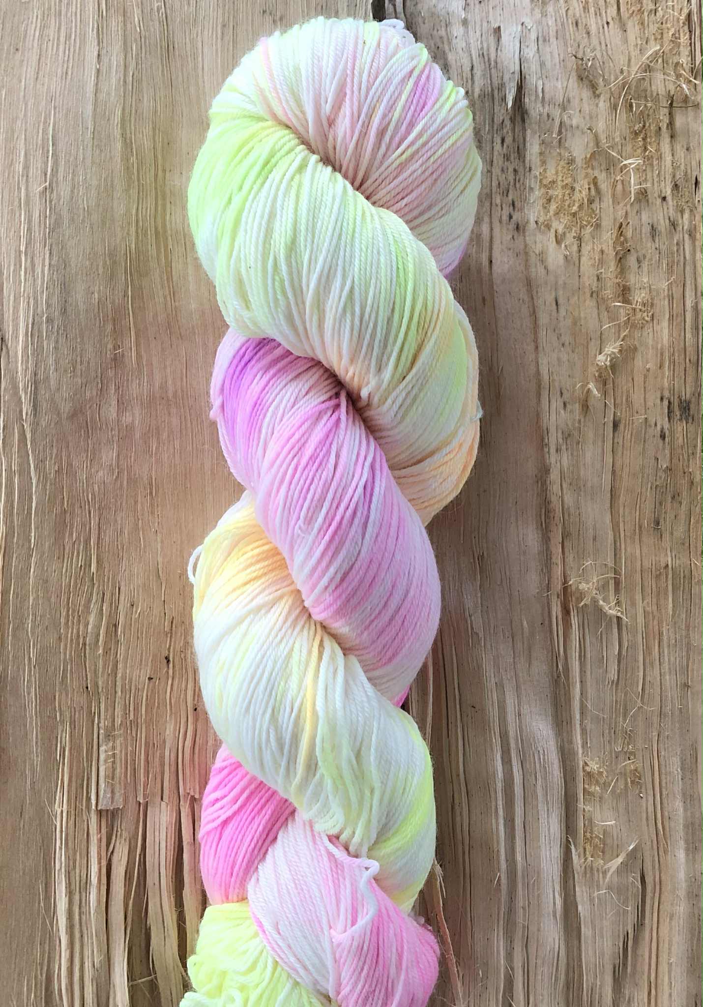 Sokkegarn / forsterket Merino. Enkelthespe. TILBUD - INGEN BYTTERETT.