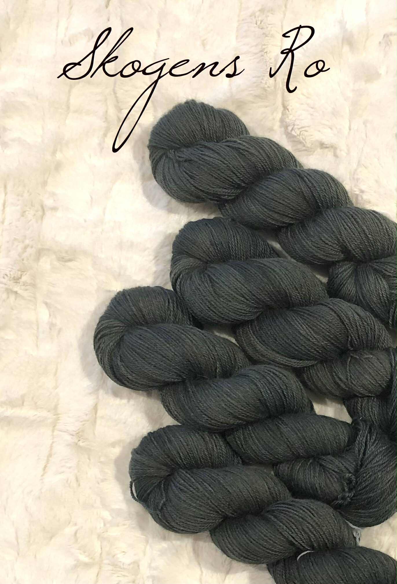 Skogens Ro - Eksklusiv Alpakka. Melert.