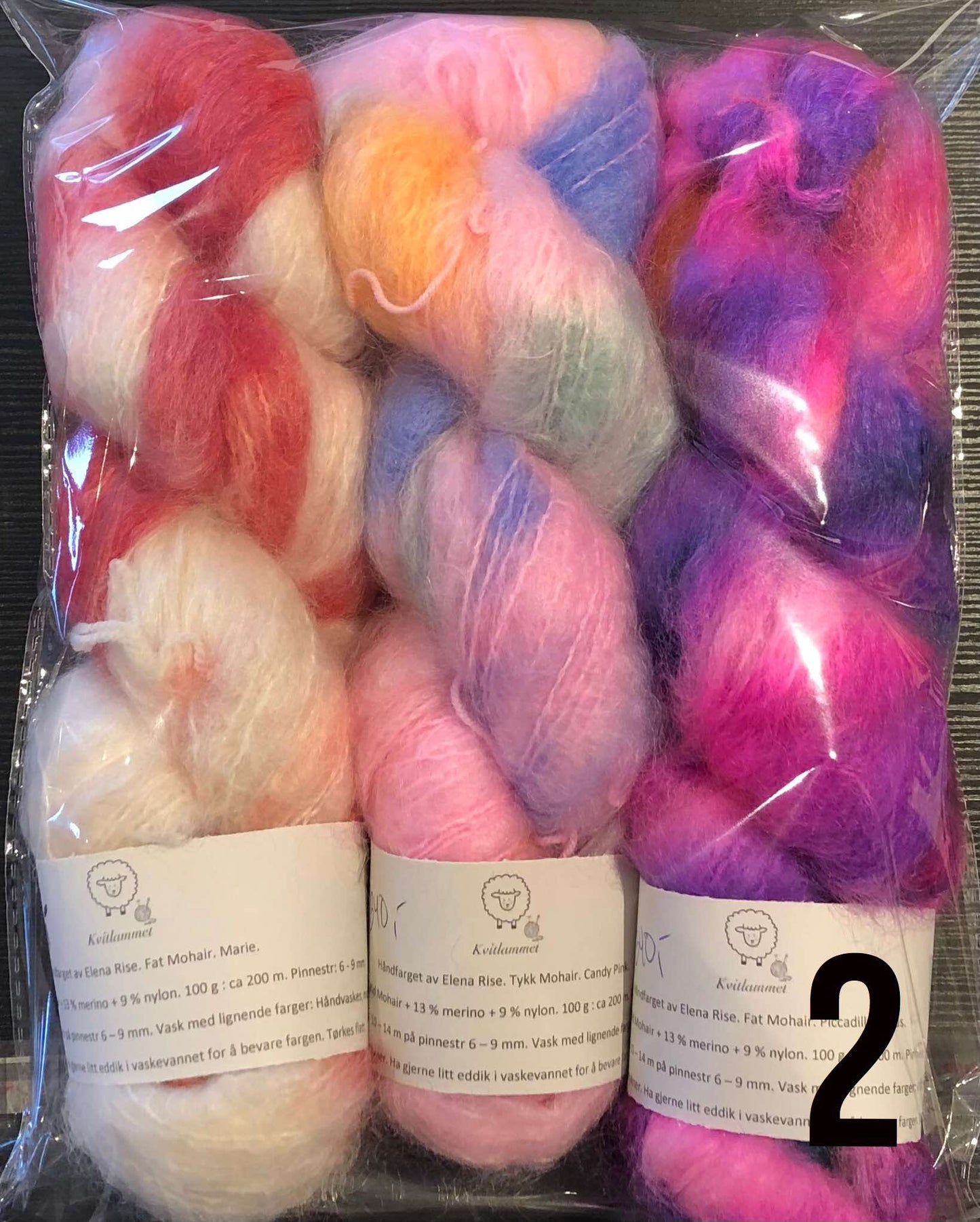 Garnpakke - 3 pakn med Fat Mohair + oppskrift på Astrid genseren. TILBUD. INGEN BYTTERETT.