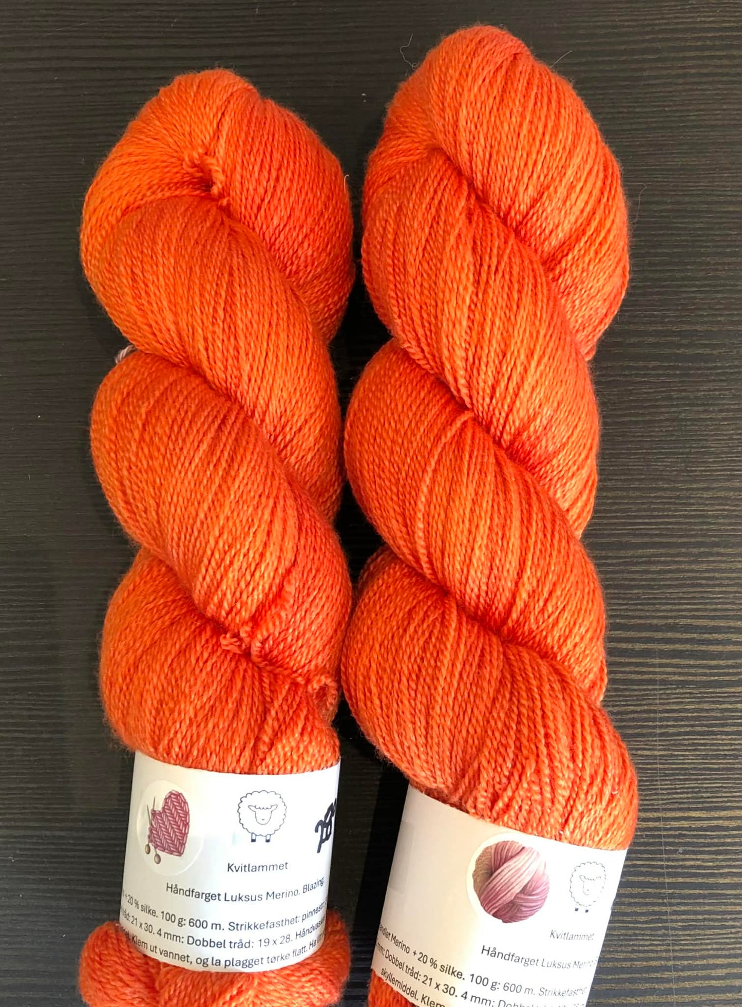 Kvitlammets Luksus merino. BLAZING, melert. TILBUD - utgående - INGEN BYTTERETT.