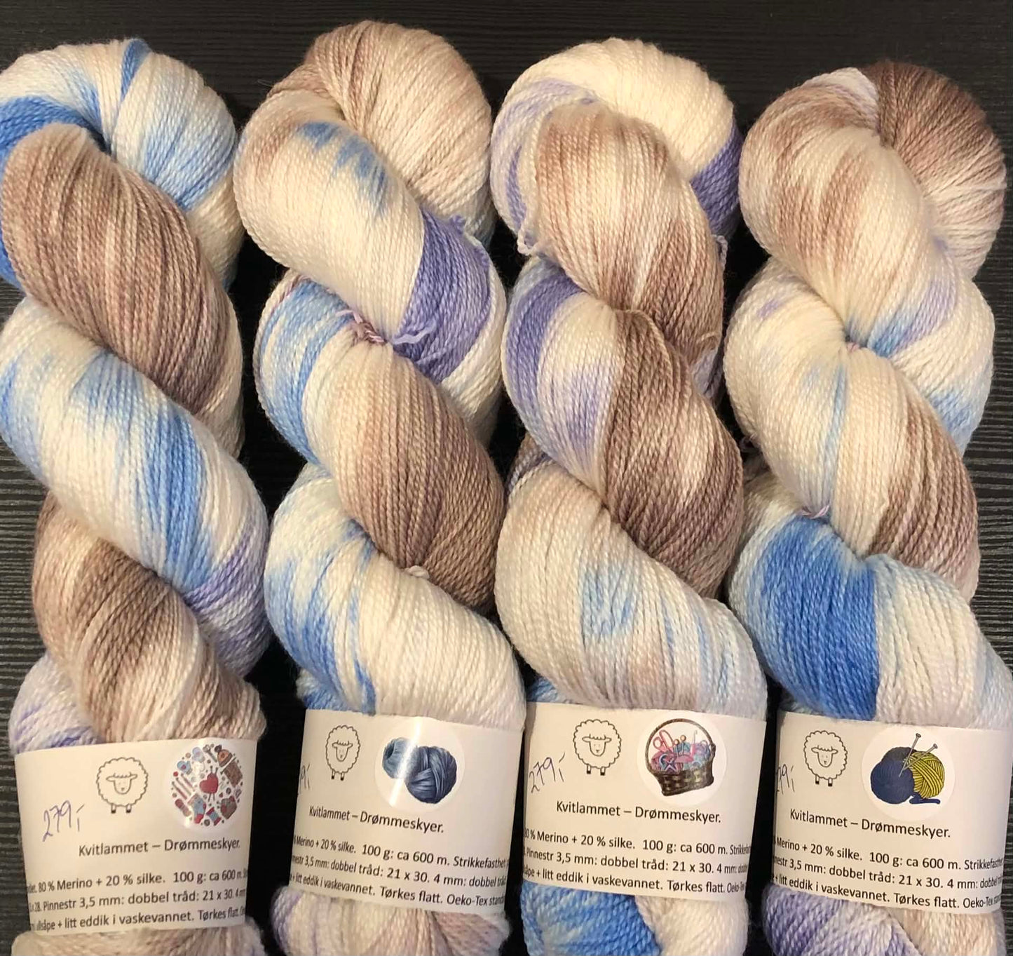 Kvitlammets Luksus merino. Drømmeskyer. TILBUD - UTGÅENDE - INGEN BYTTERETT