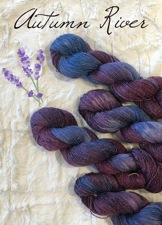 Merlin - 80 % merino + 20 % Lin. Farge: Autumn River. TILBUD - INGEN BYTTERETT. 1 hespe igjen.