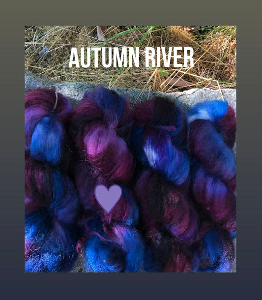 Autumn River. Fat Mohair, ubehandlet. TILBUD - INGEN BYTTERETT. 1 hespe igjen.
