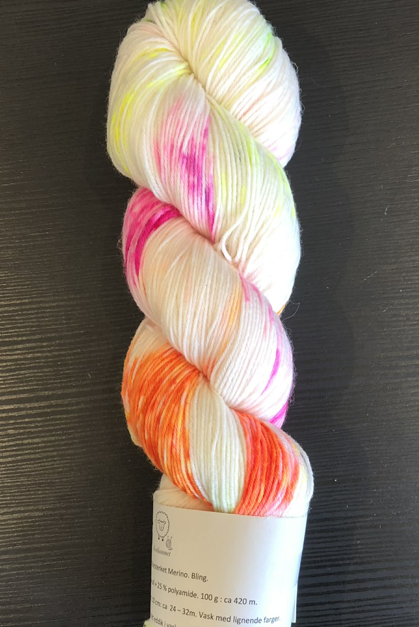 Forsterket Merino - Sokkegarn. Farge: Bling -  TILBUD - ENKELTHESPE - INGEN BYTTERETT.
