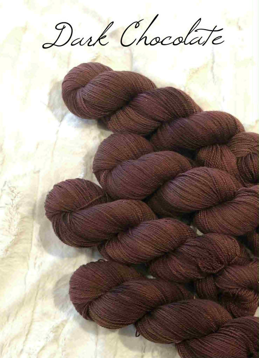 Kvitlammets Luksus merino. Dark Chocolate. Melert.