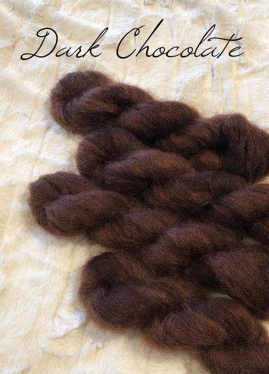 Dark Chocolate. Brushed Kid Silk, ubehandlet. Melert.