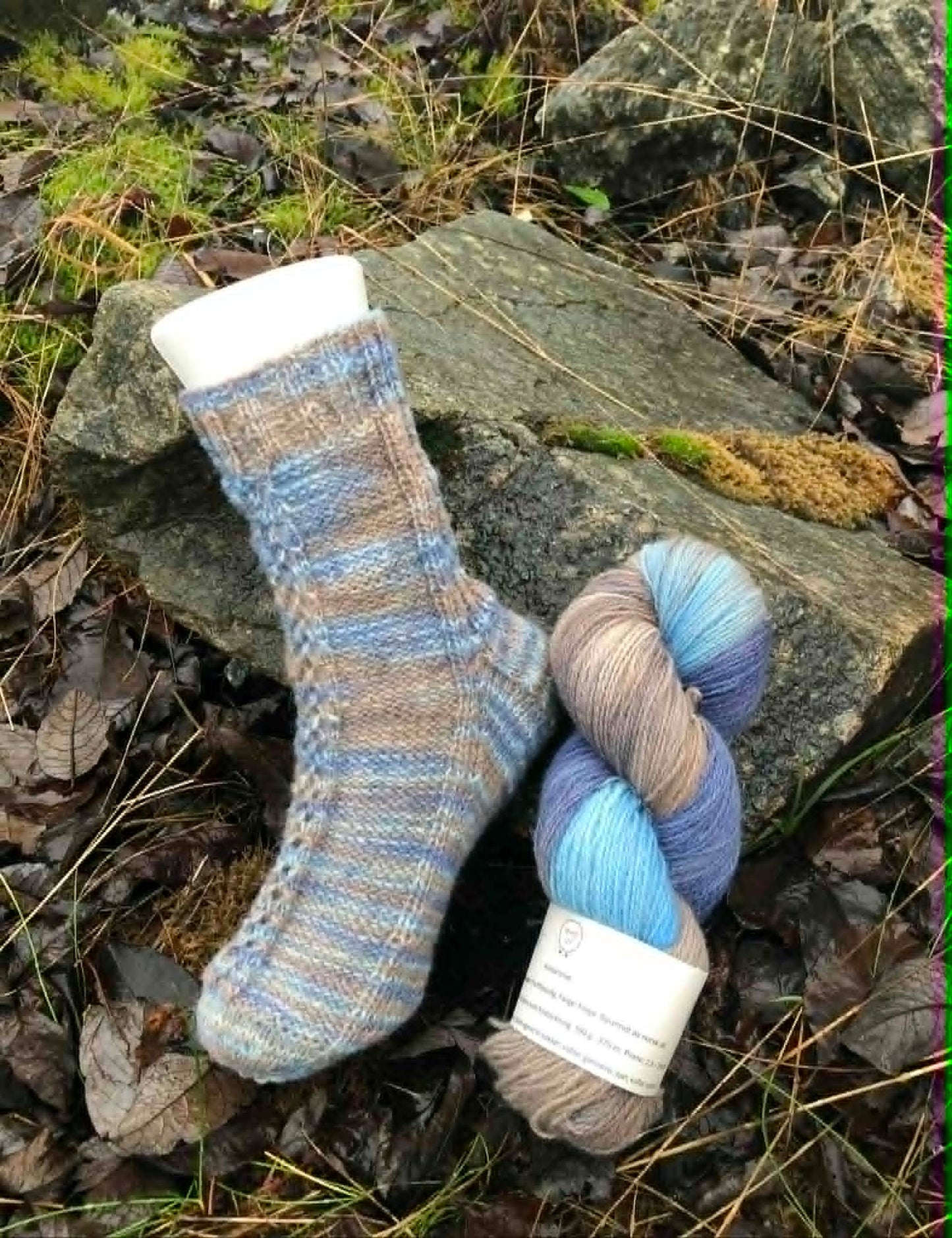 Garnpakke til  Hverdags sokken - Garn + oppskrift. Fjære fra Hillesvåg. Flere fargevalg.