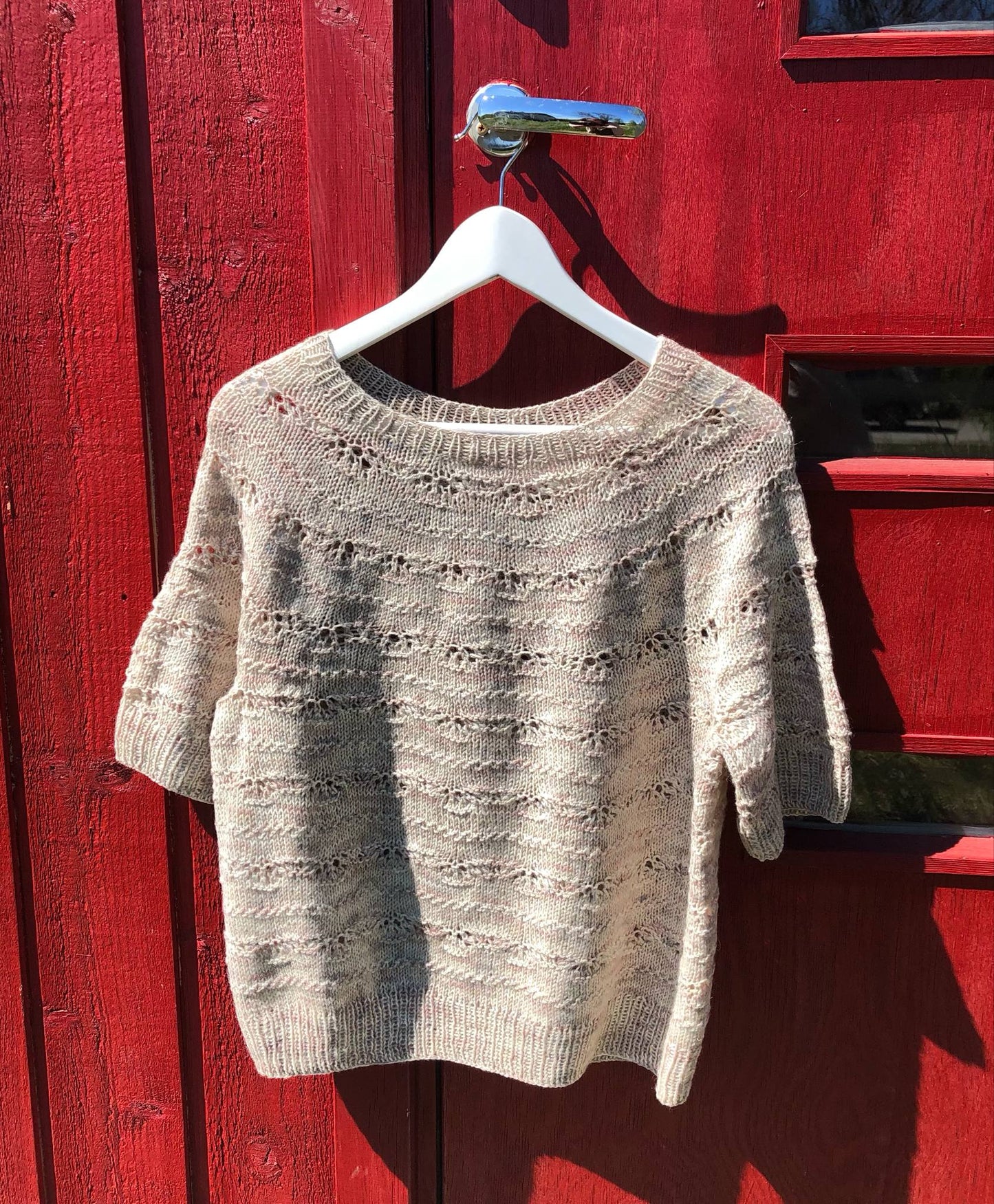 Merlin - 80 % merino + 20 % Lin. Farge: Blueberry Muffins.