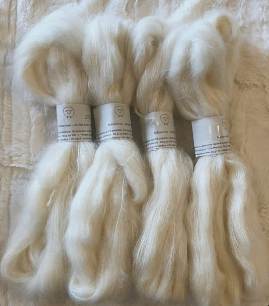Naturhvit - Kid Silk Glam m/ shimmer og små paljetter.