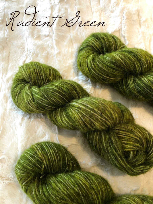 Soft Cloud - Radient Green. Melert.