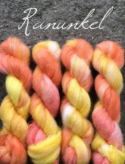 Ranunkel. Brushed Kid Silk, ubehandlet. Ca 420 m.