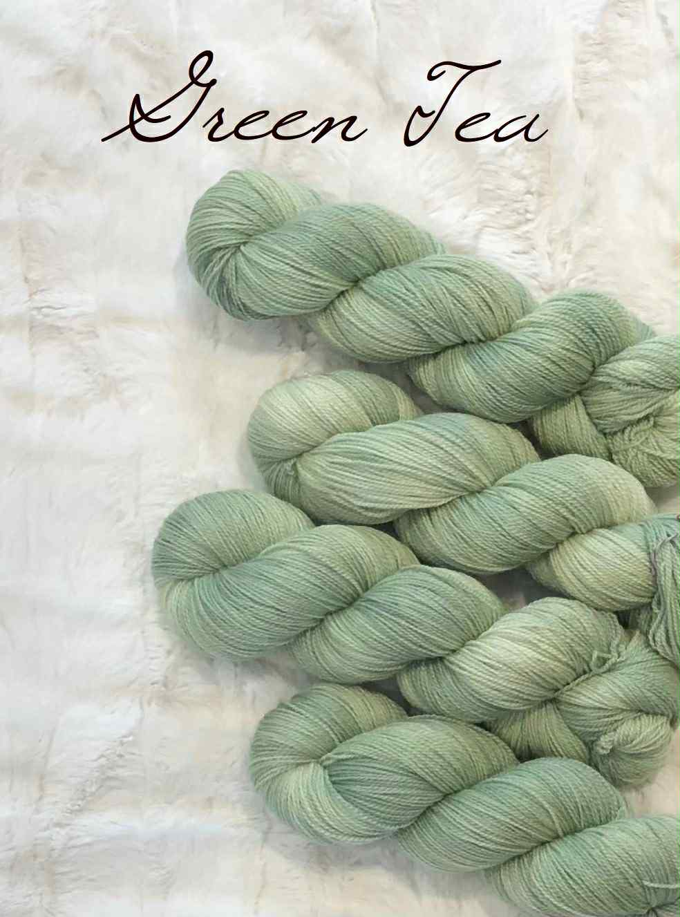 Kvitlammets Luksus merino. Green Tea. Melert. 100 g : ca 600 m.