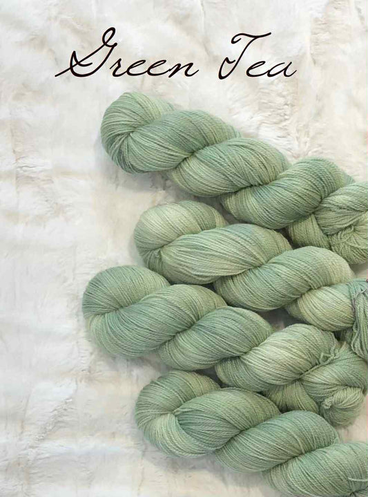 Kvitlammets Luksus merino. Green Tea. Melert. 100 g : ca 600 m.