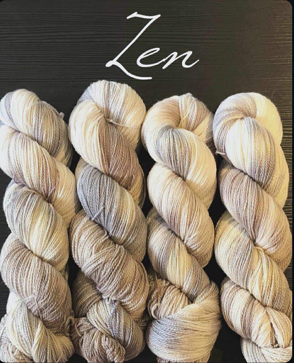 Kvitlammets Luksus merino. Zen. 100 g : ca 600 m.