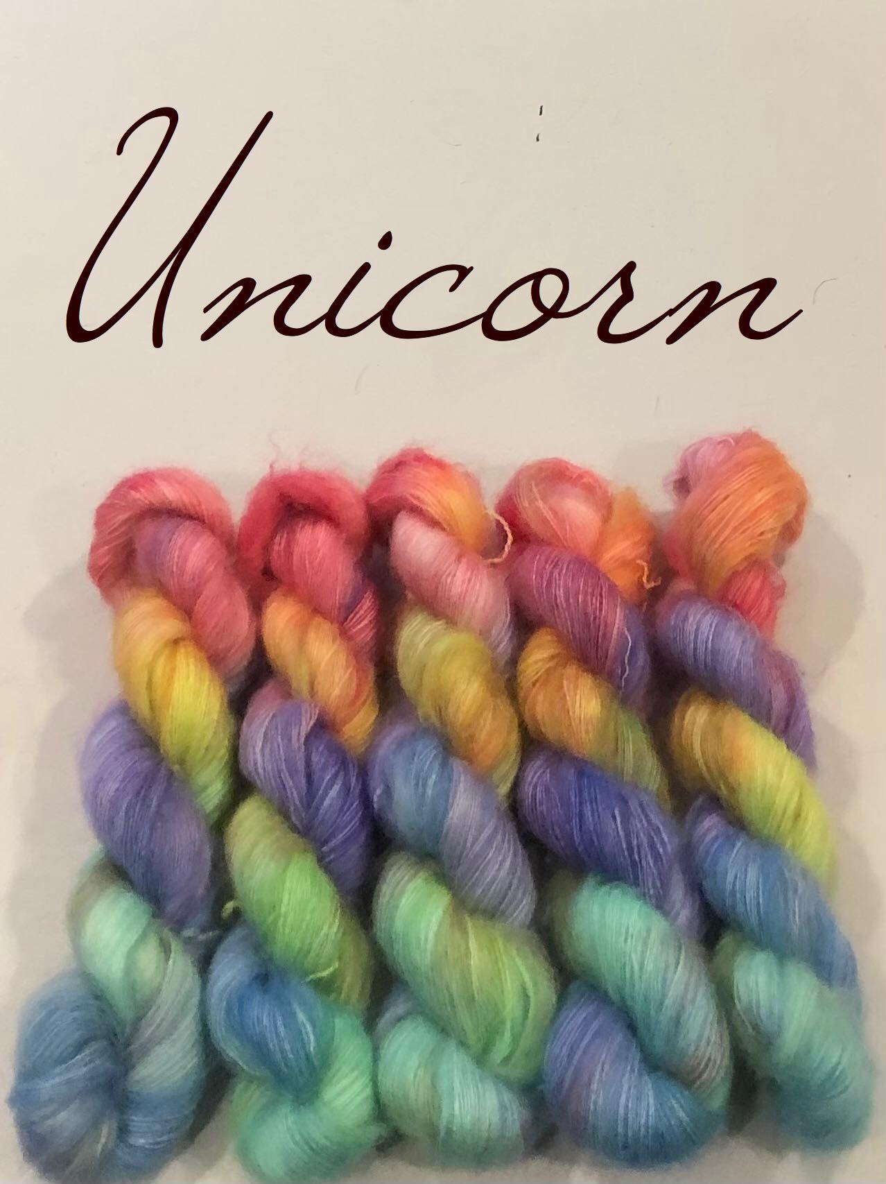 Unicorn. Brushed Kid Silk, ubehandlet. Ca 420 m.